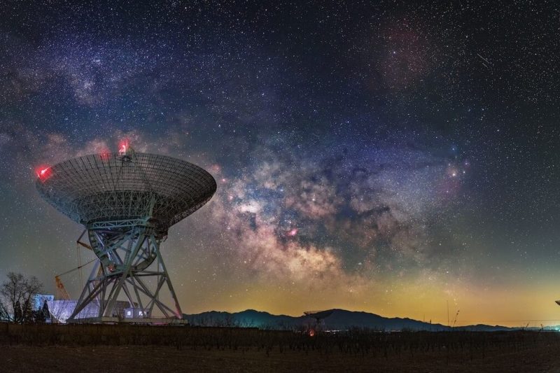 Учёные выражают беспокойство в связи с неопознанными околоземными объектами, характер которых остаётся загадкой.